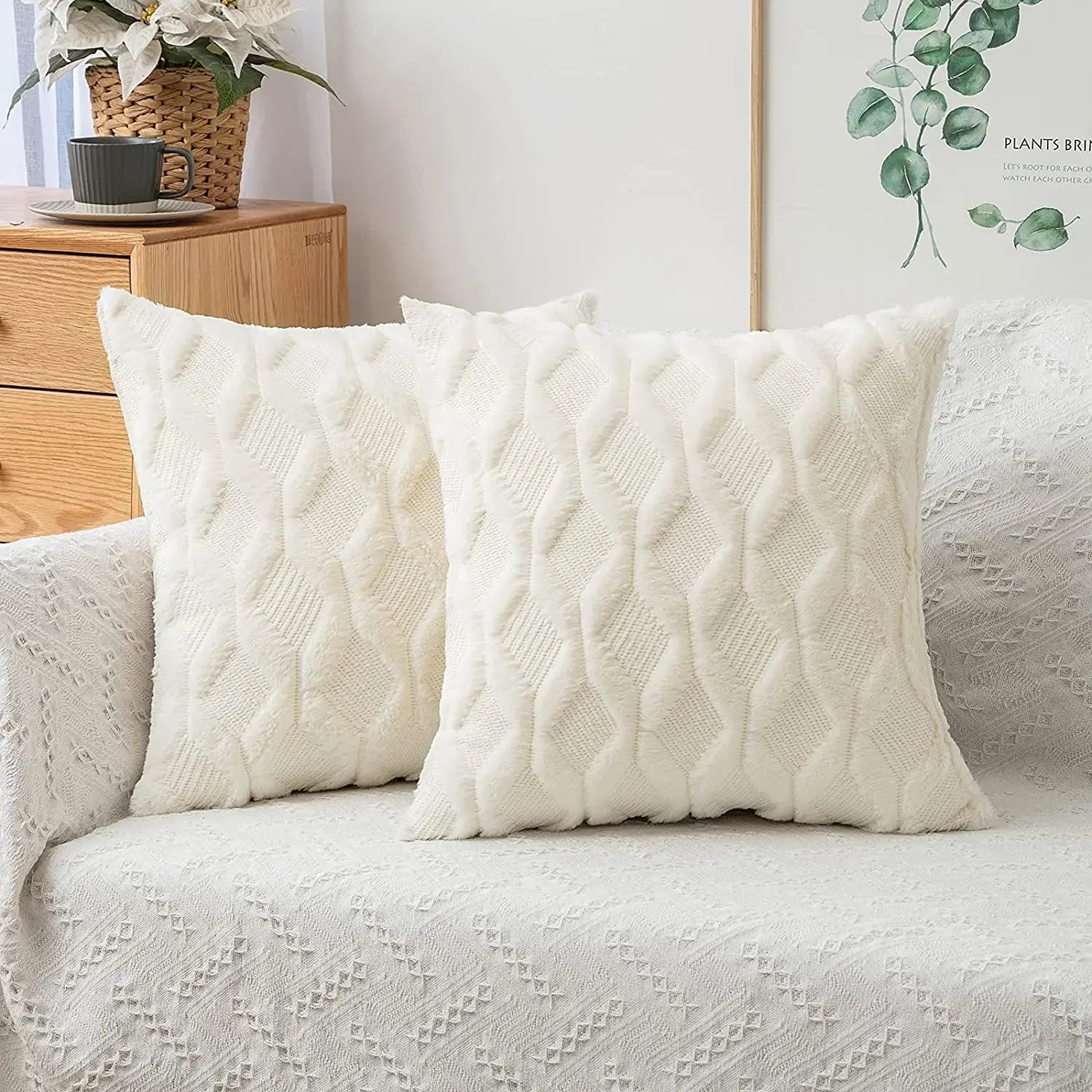 Housse de coussin moelleuse effet peluche 45x45 cm – vue d'ensemble en situation